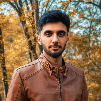 سینا زنگانه